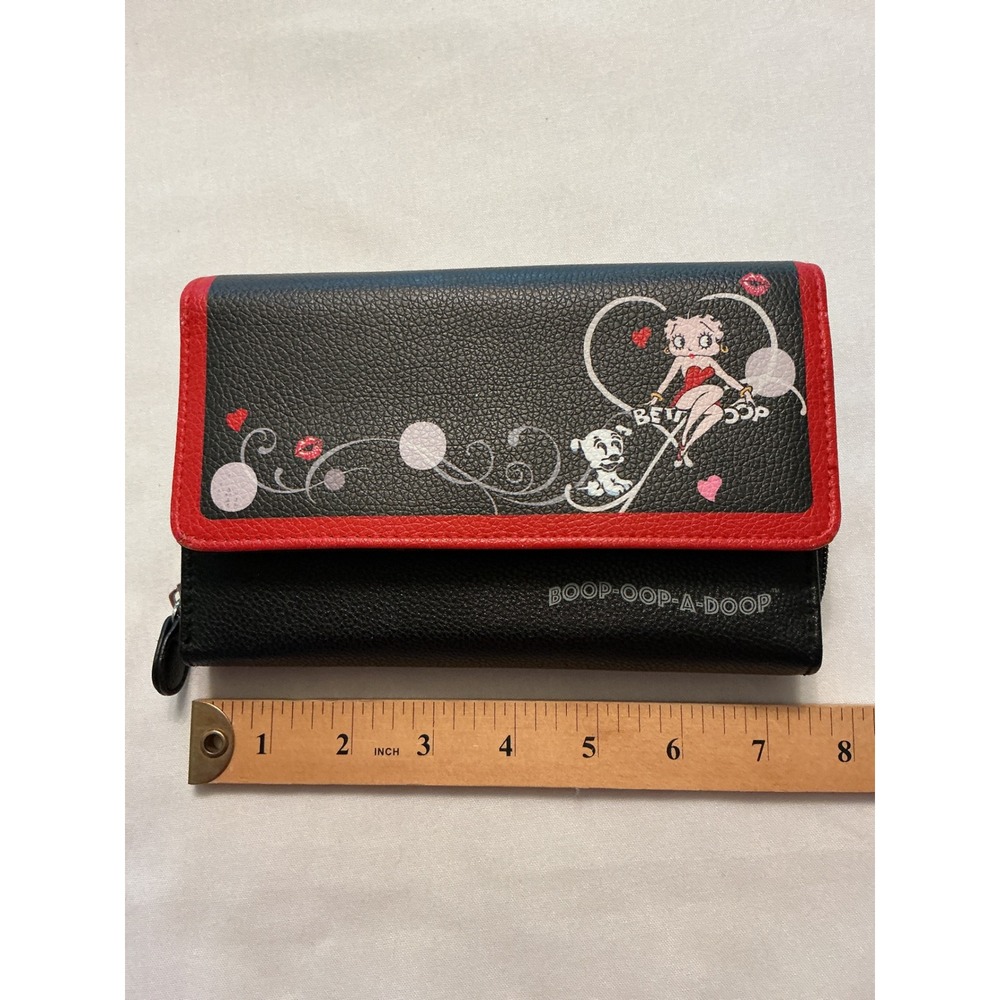 Betty Boop Bradford Exchange Black Red Faux Leather Long Zip Around Wallet